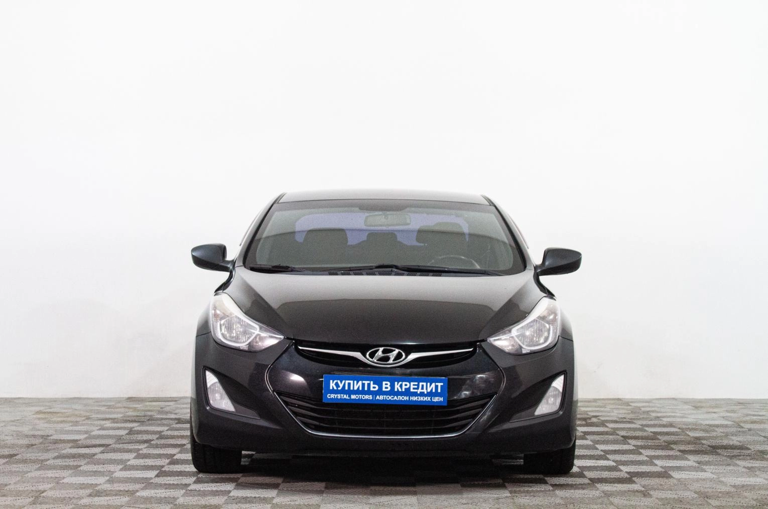 Hyundai Elantra 2 из 16