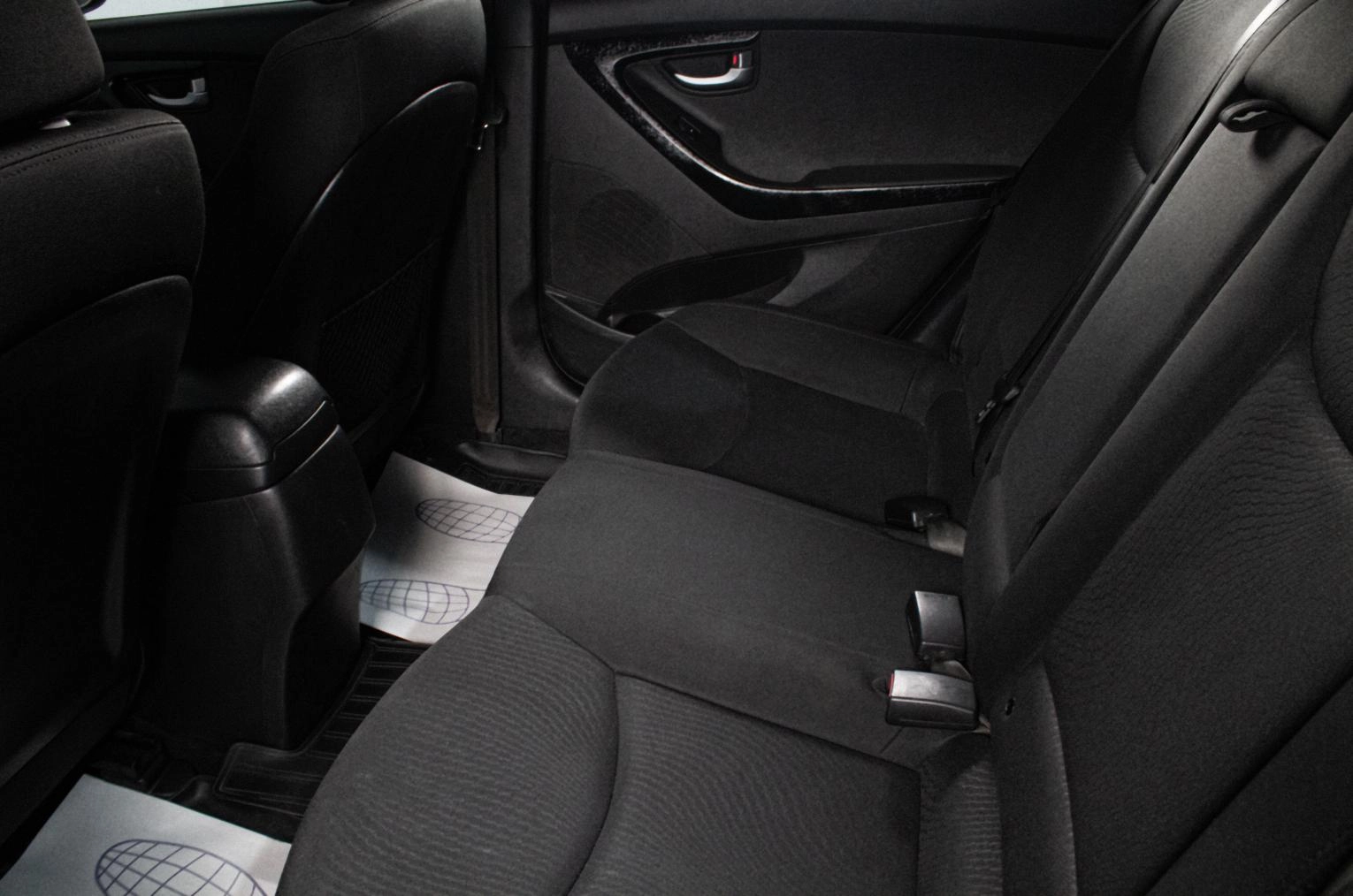 Hyundai Elantra 16 из 16