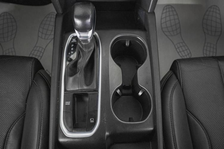 Hyundai Santa Fe 19 из 24