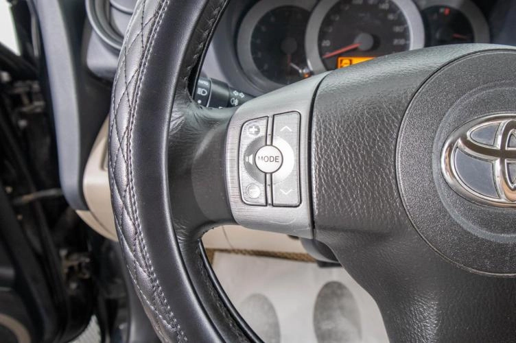 Toyota RAV4 15 из 27