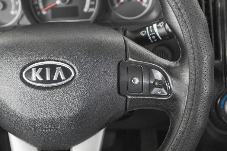 KIA cee'd 16 из 20