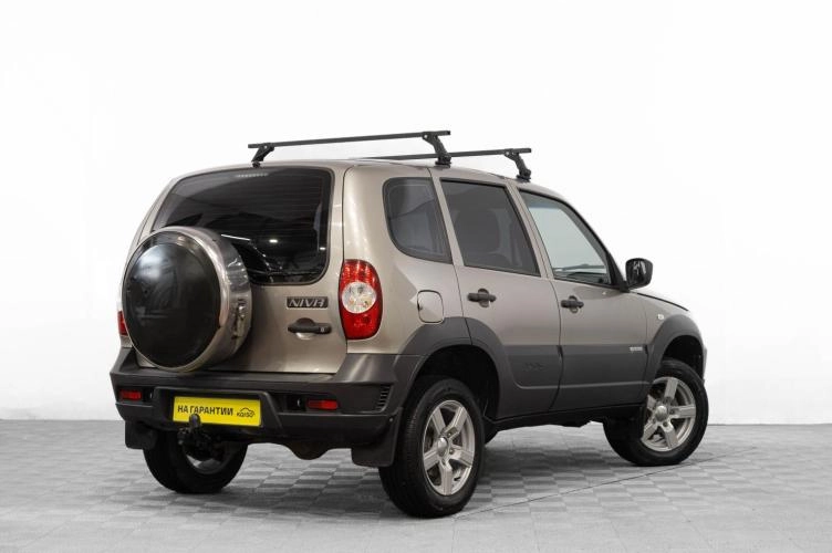 Chevrolet Niva 4 из 6