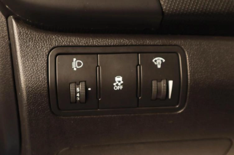 Hyundai Solaris 11 из 19