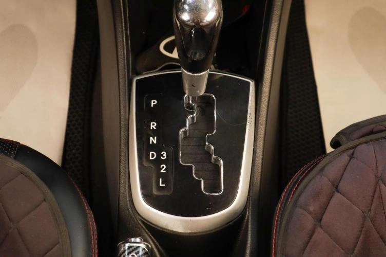 Hyundai Solaris 17 из 19