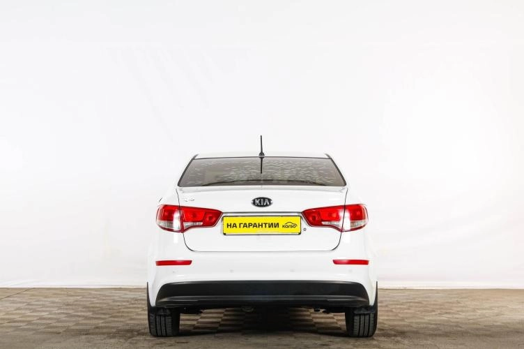 KIA Rio 5 из 6