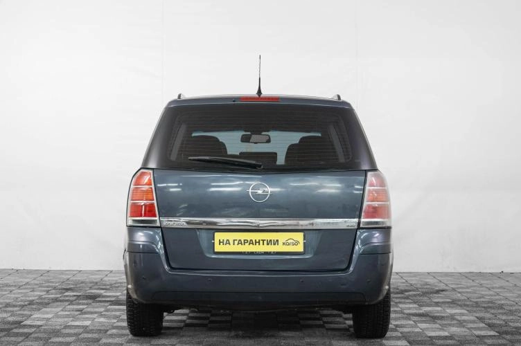 Opel Zafira 5 из 6