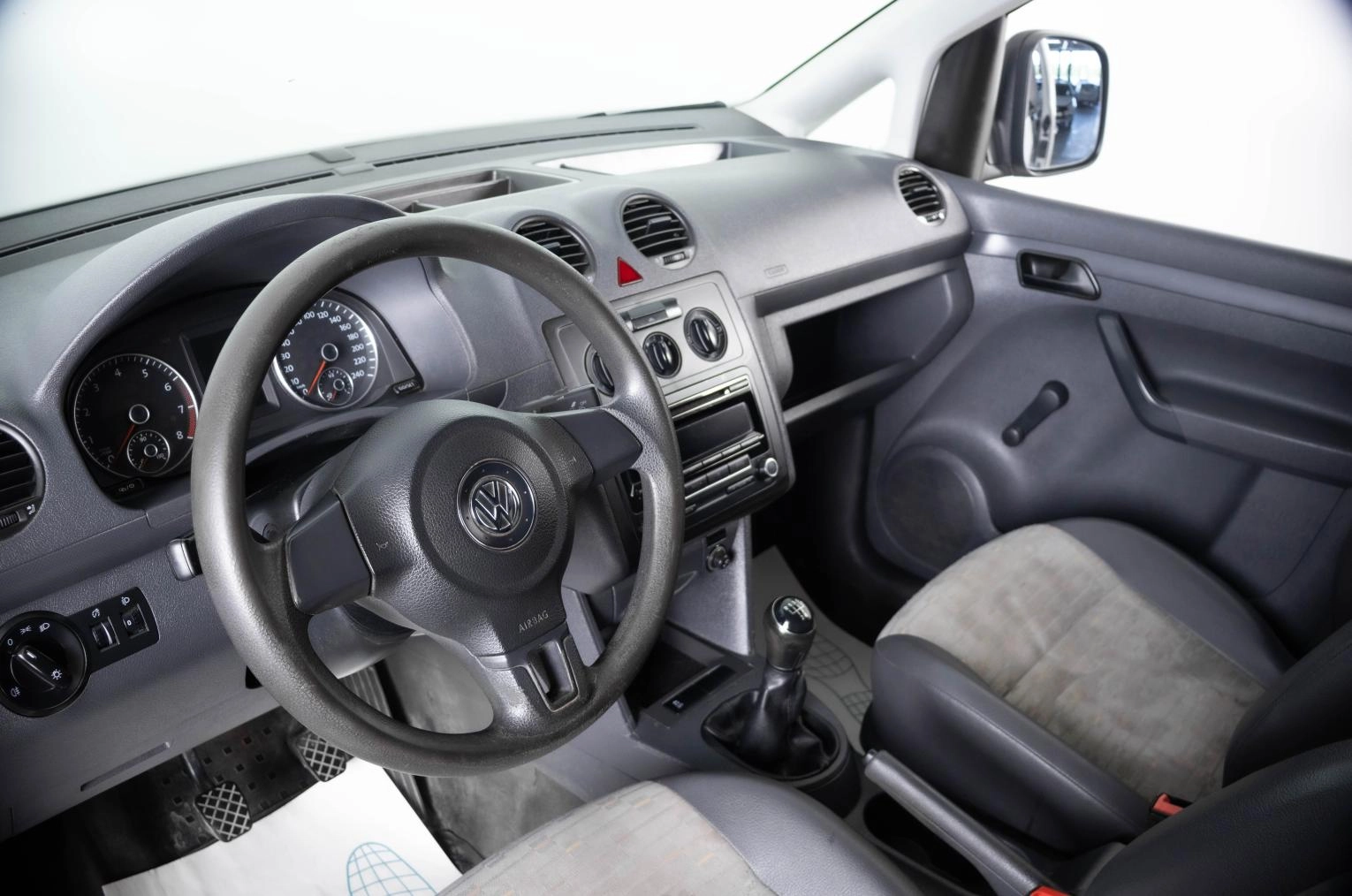 Volkswagen Caddy 7 из 15