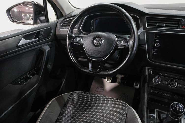 Volkswagen Tiguan 16 из 38
