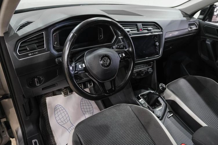 Volkswagen Tiguan 13 из 38