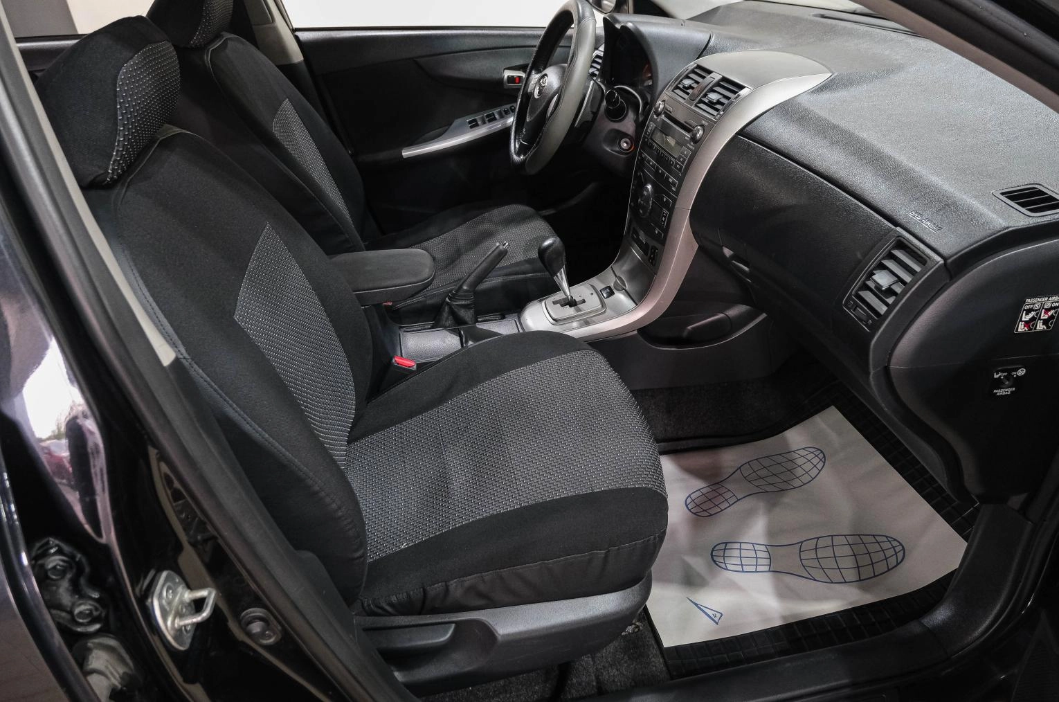 Toyota Corolla 14 из 30