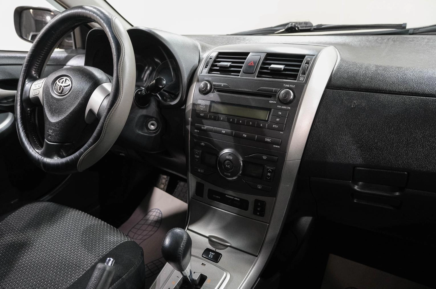 Toyota Corolla 21 из 30