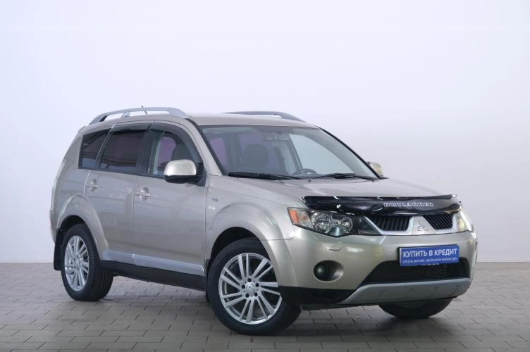 Mitsubishi Outlander 1 из 6