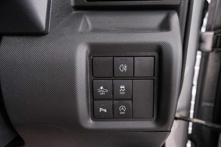 Daihatsu Rocky 19 из 23