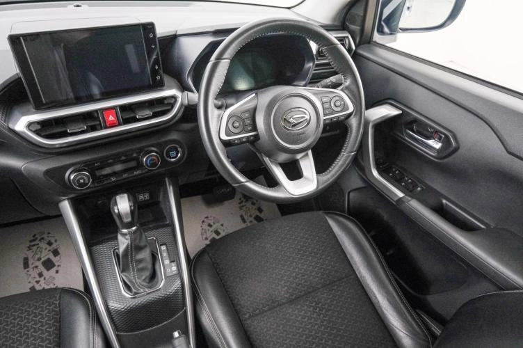 Daihatsu Rocky 9 из 23