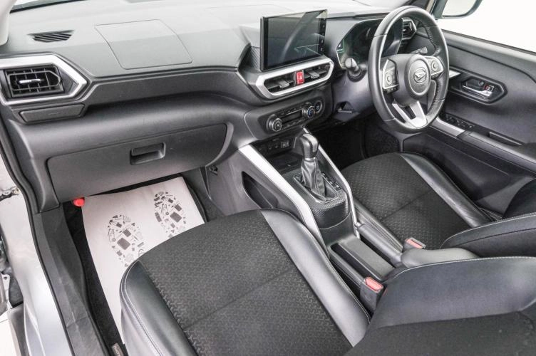 Daihatsu Rocky 12 из 23