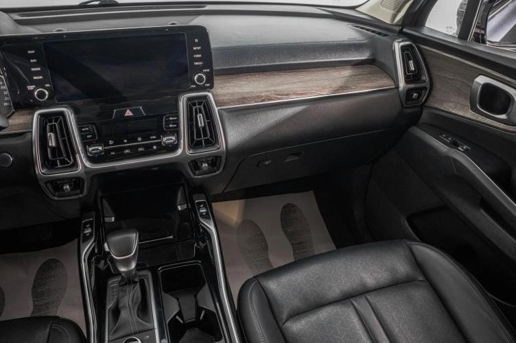 KIA Sorento 22 из 29