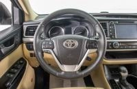 Toyota Highlander 15 из 29