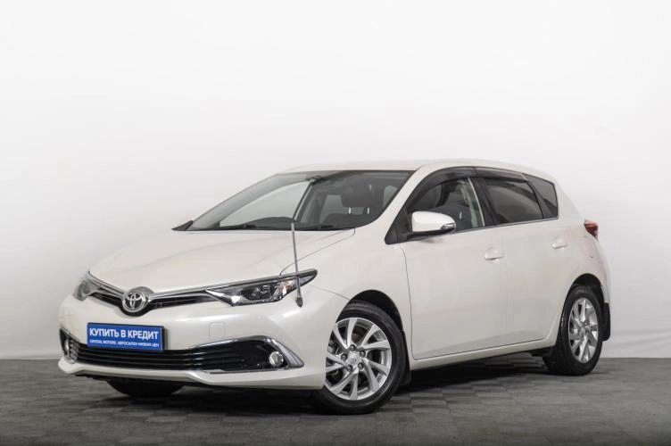 Toyota Auris 2 из 6