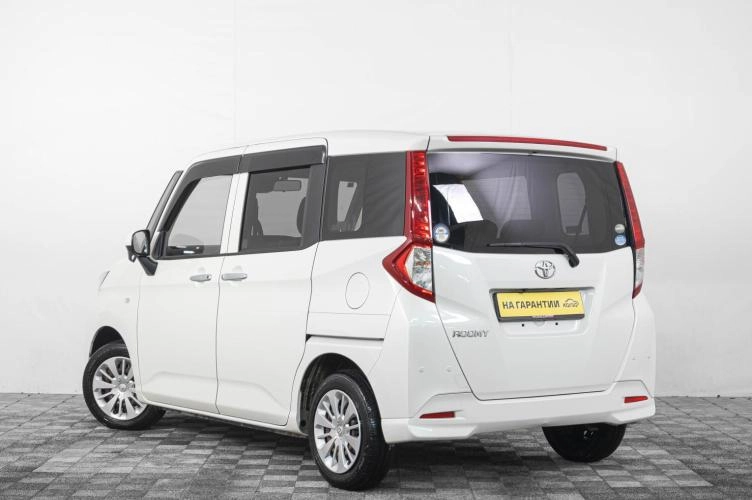 Toyota Roomy 4 из 6