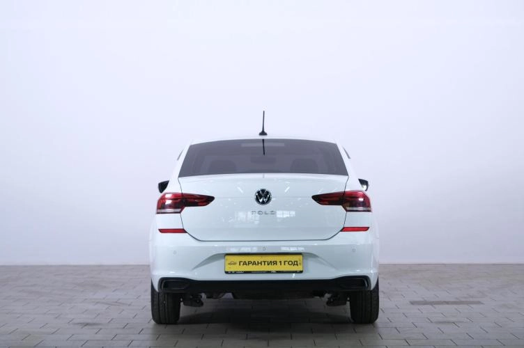 Volkswagen Polo 5 из 6