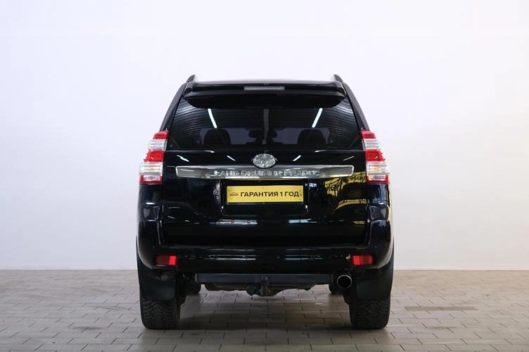 Toyota Land Cruiser Prado 5 из 6