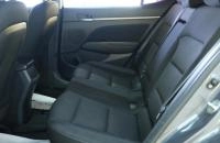 Hyundai Elantra 20 из 22