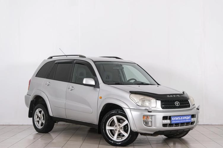 Toyota RAV4 1 из 6