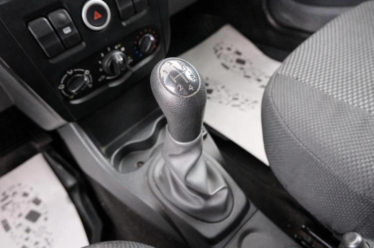 ВАЗ (LADA) Largus 16 из 19