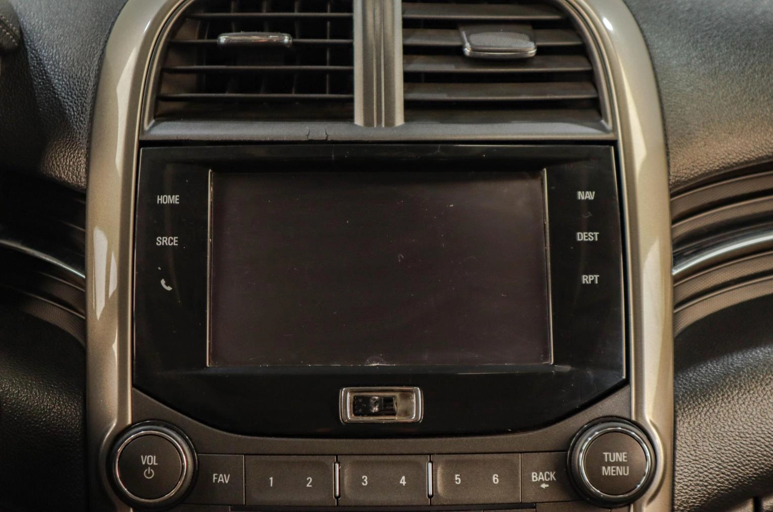 Chevrolet Malibu 15 из 23