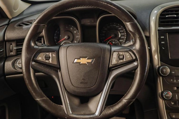 Chevrolet Malibu 14 из 23