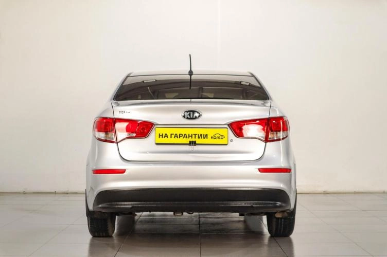 KIA Rio 5 из 6