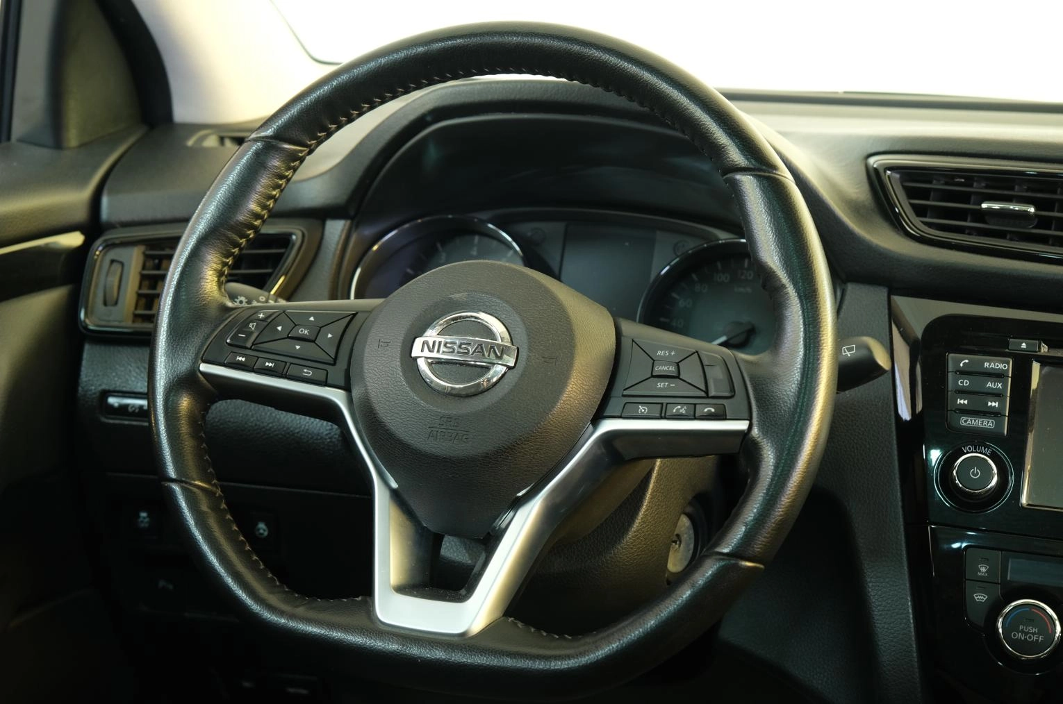 Nissan Qashqai 11 из 21