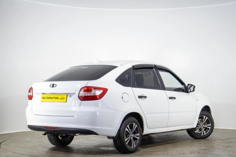 ВАЗ (LADA) Granta 4 из 6