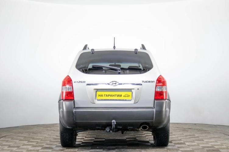 Hyundai Tucson 5 из 6