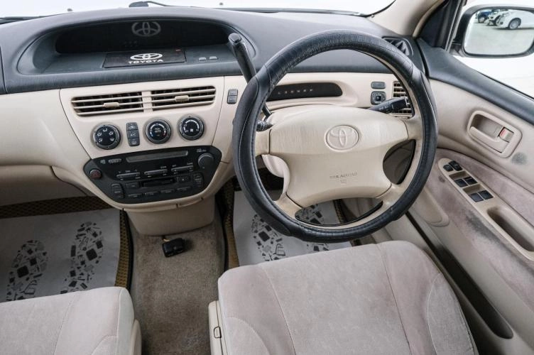 Toyota Vista Ardeo 9 из 21