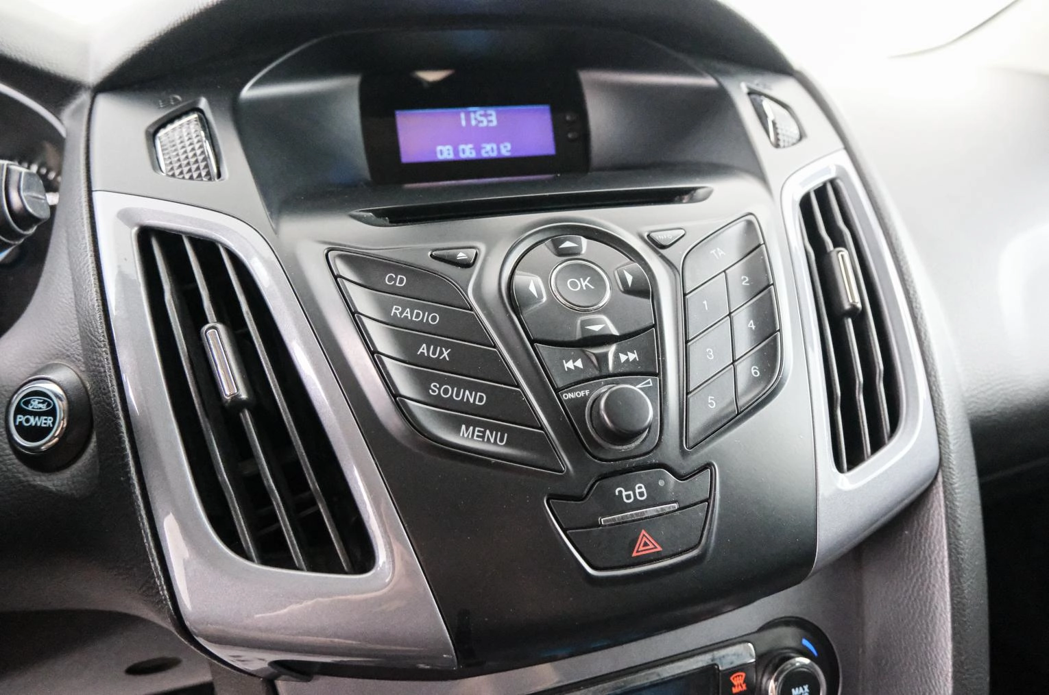 Ford Focus 15 из 22