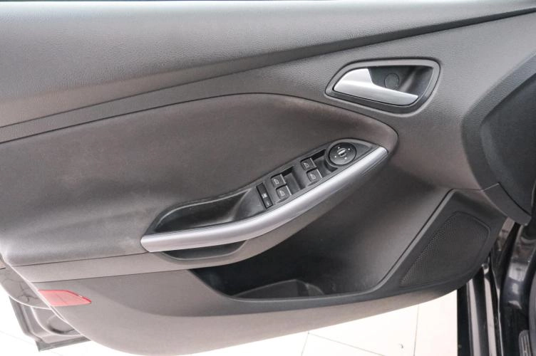 Ford Focus 20 из 22