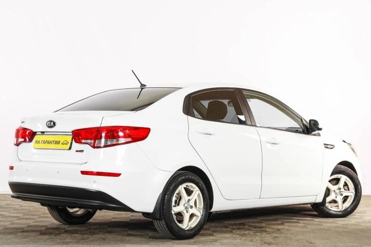 KIA Rio 6 из 6