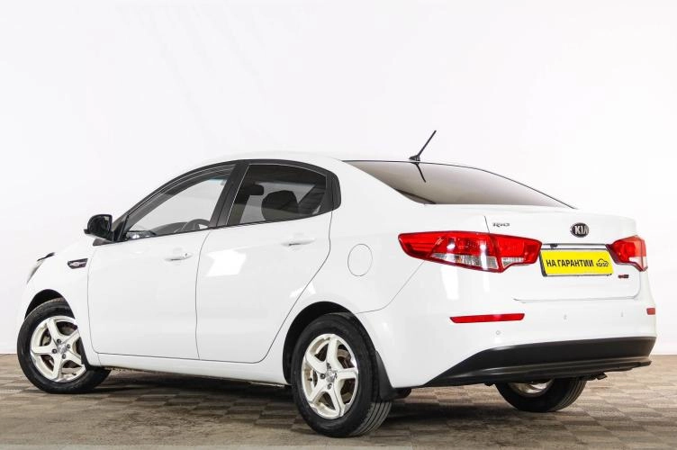 KIA Rio 4 из 6