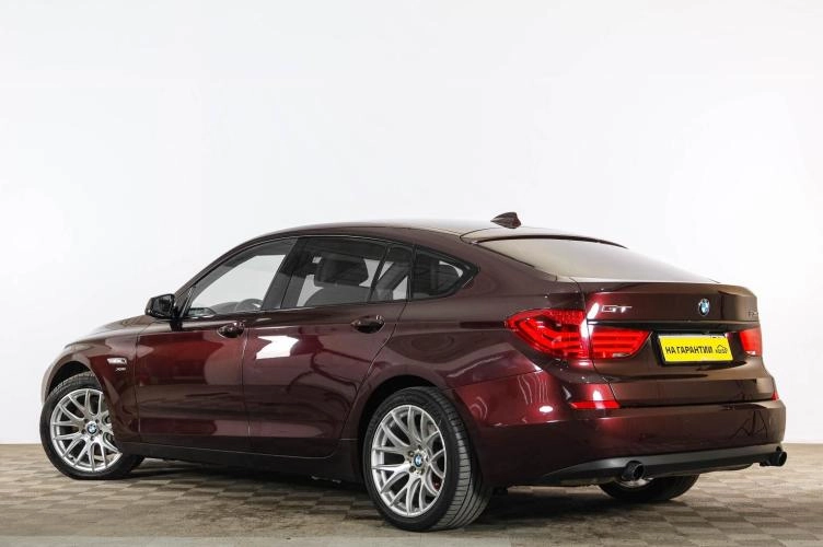 BMW 5 серия GT 4 из 6