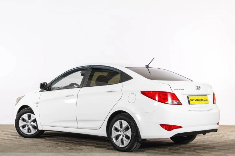 Hyundai Solaris 4 из 6