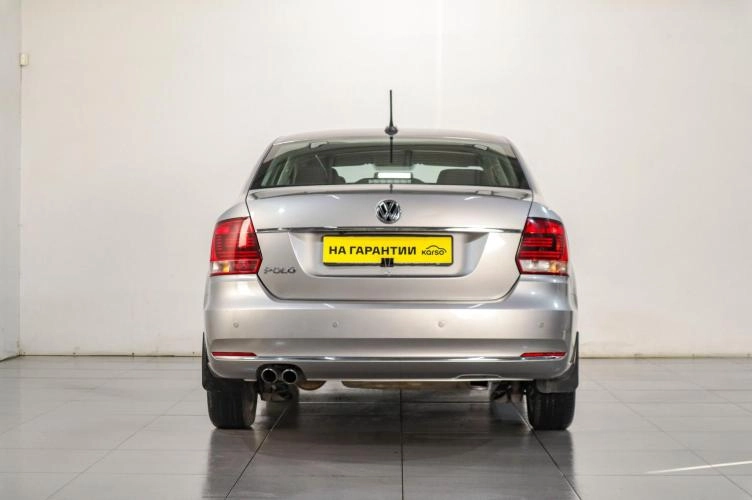 Volkswagen Polo 5 из 6