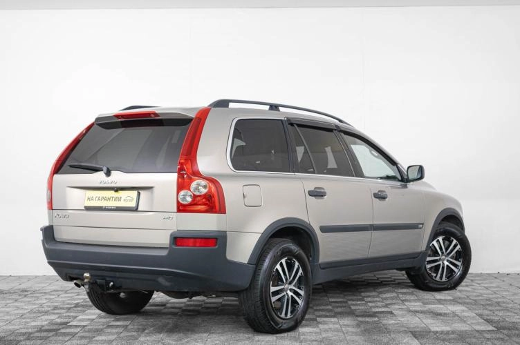Volvo XC90 6 из 6