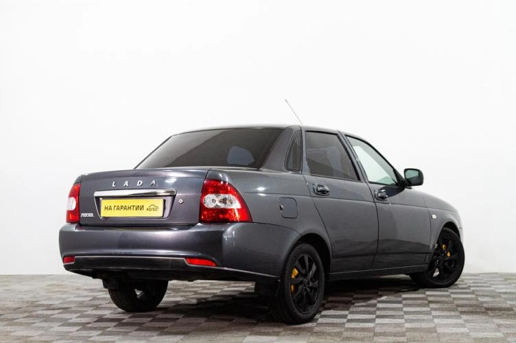 ВАЗ (LADA) Priora 4 из 6