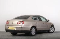 Volkswagen Passat 6 из 18