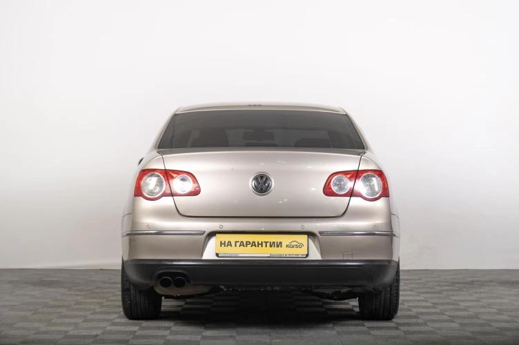 Volkswagen Passat 4 из 6