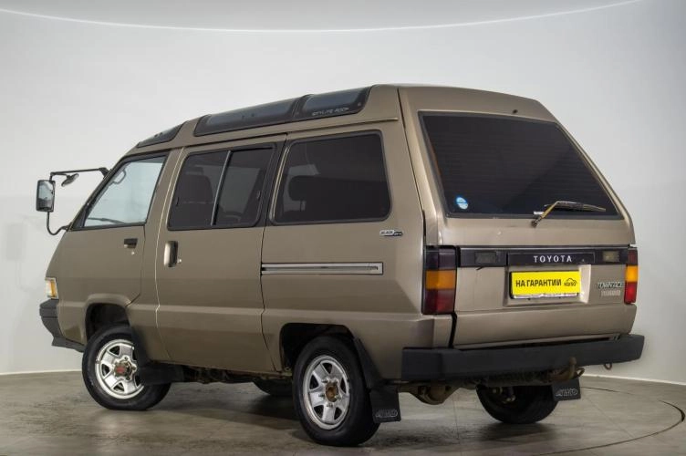 Toyota Town Ace 6 из 6