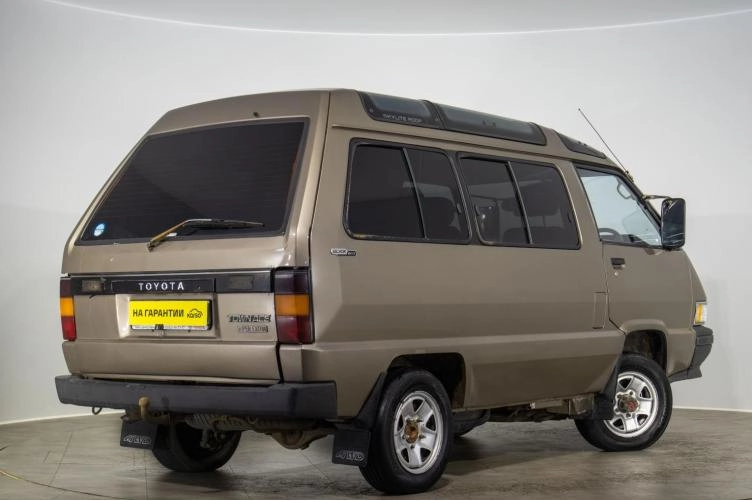 Toyota Town Ace 4 из 6