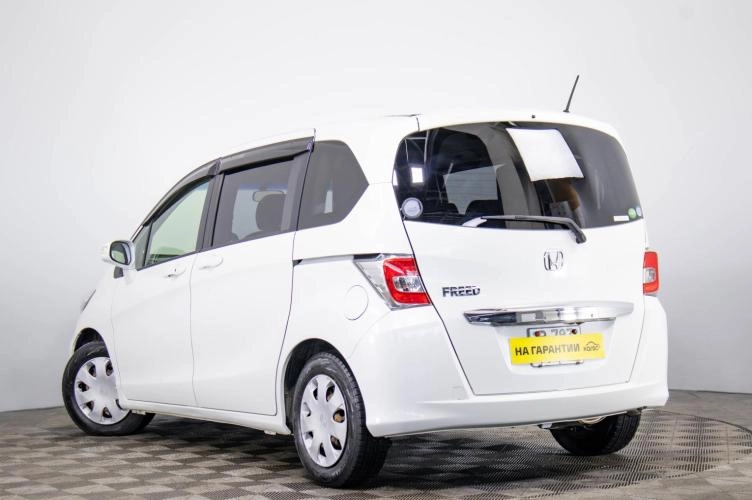 Honda Freed 6 из 6