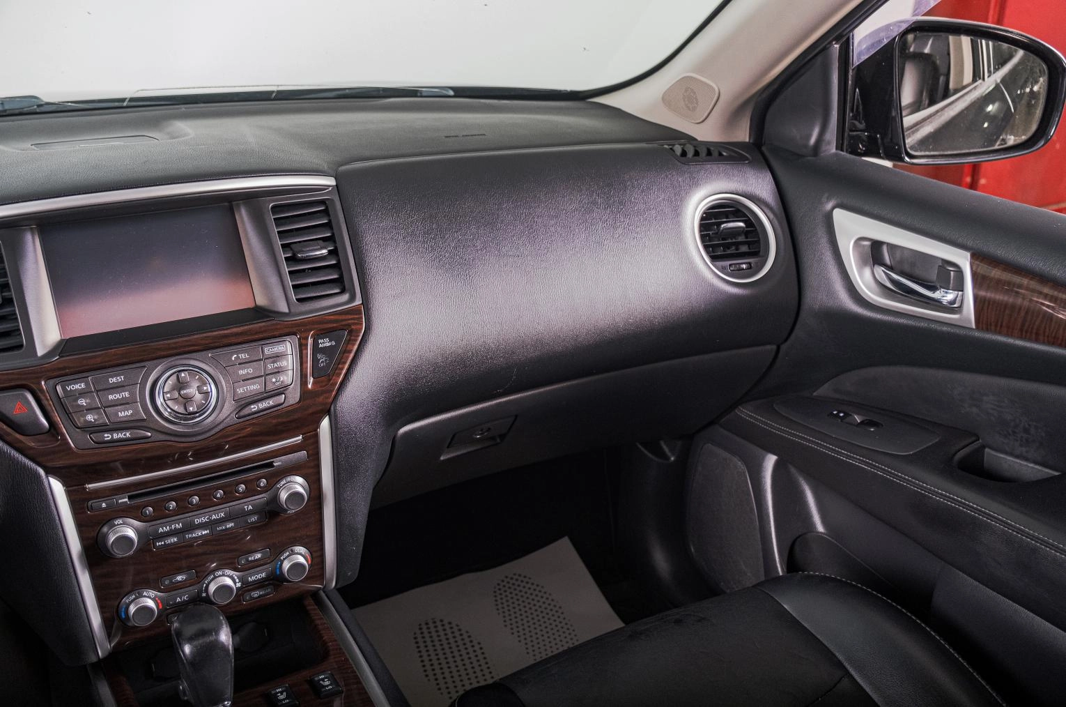 Nissan Pathfinder 11 из 19